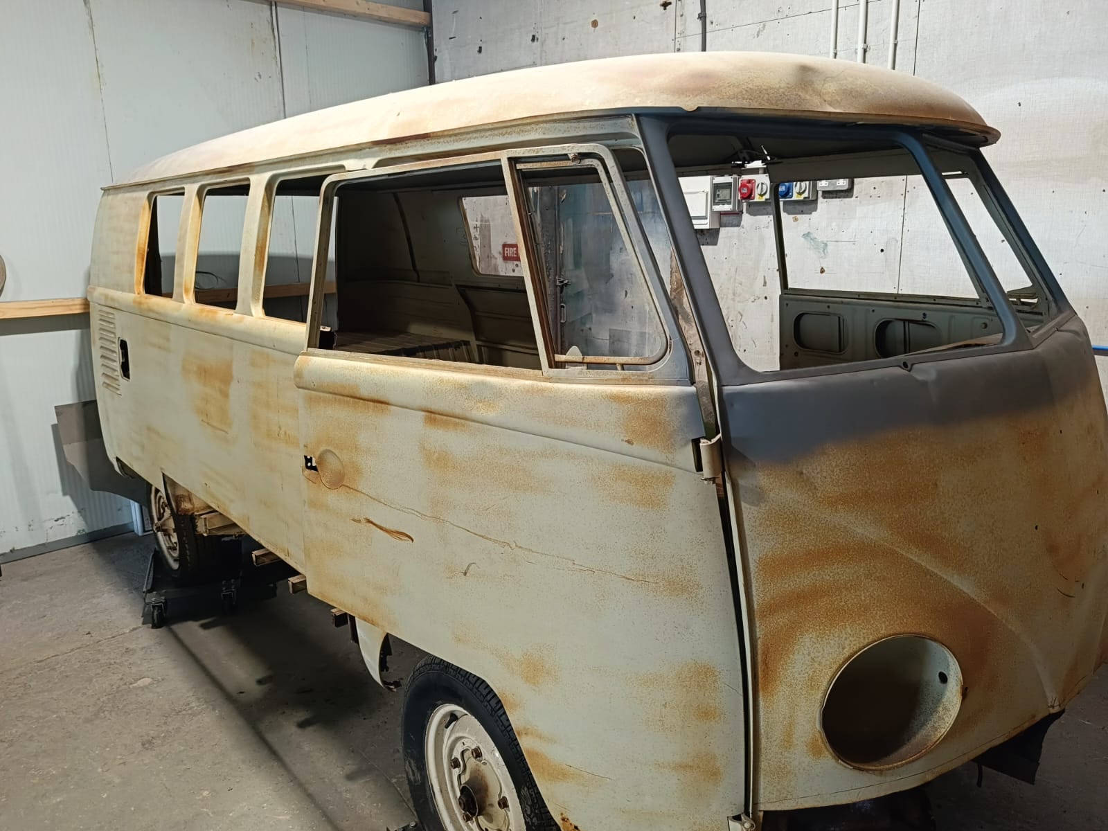 VW Bus Body Restoration